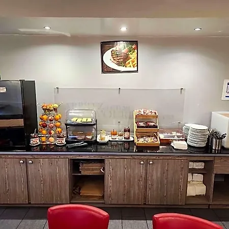 Comfort Hotel Cambrai
